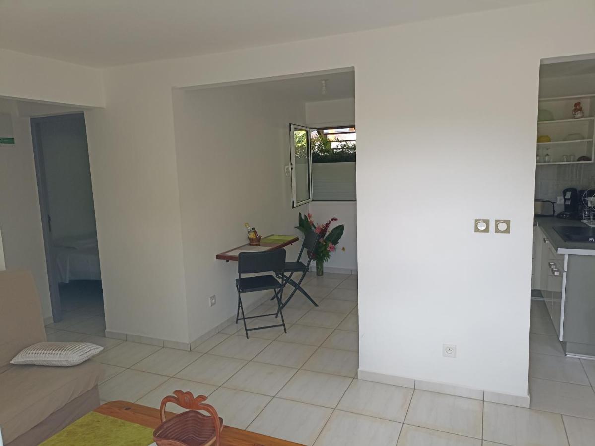 Bungalow Milo Bouillante Exterior foto